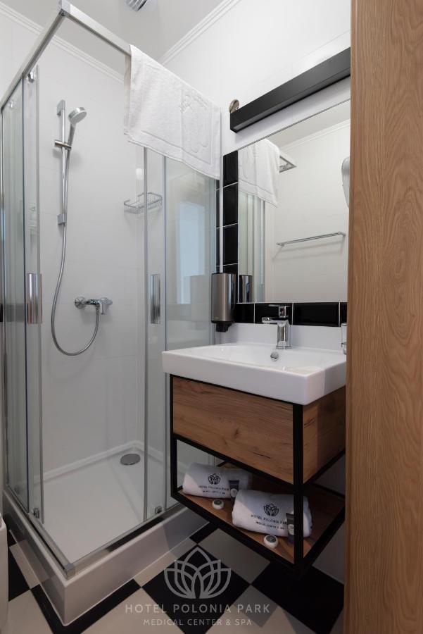 Hotel Polonia Park Medical Center & Spa บุสโก-สดรูย ภายนอก รูปภาพ