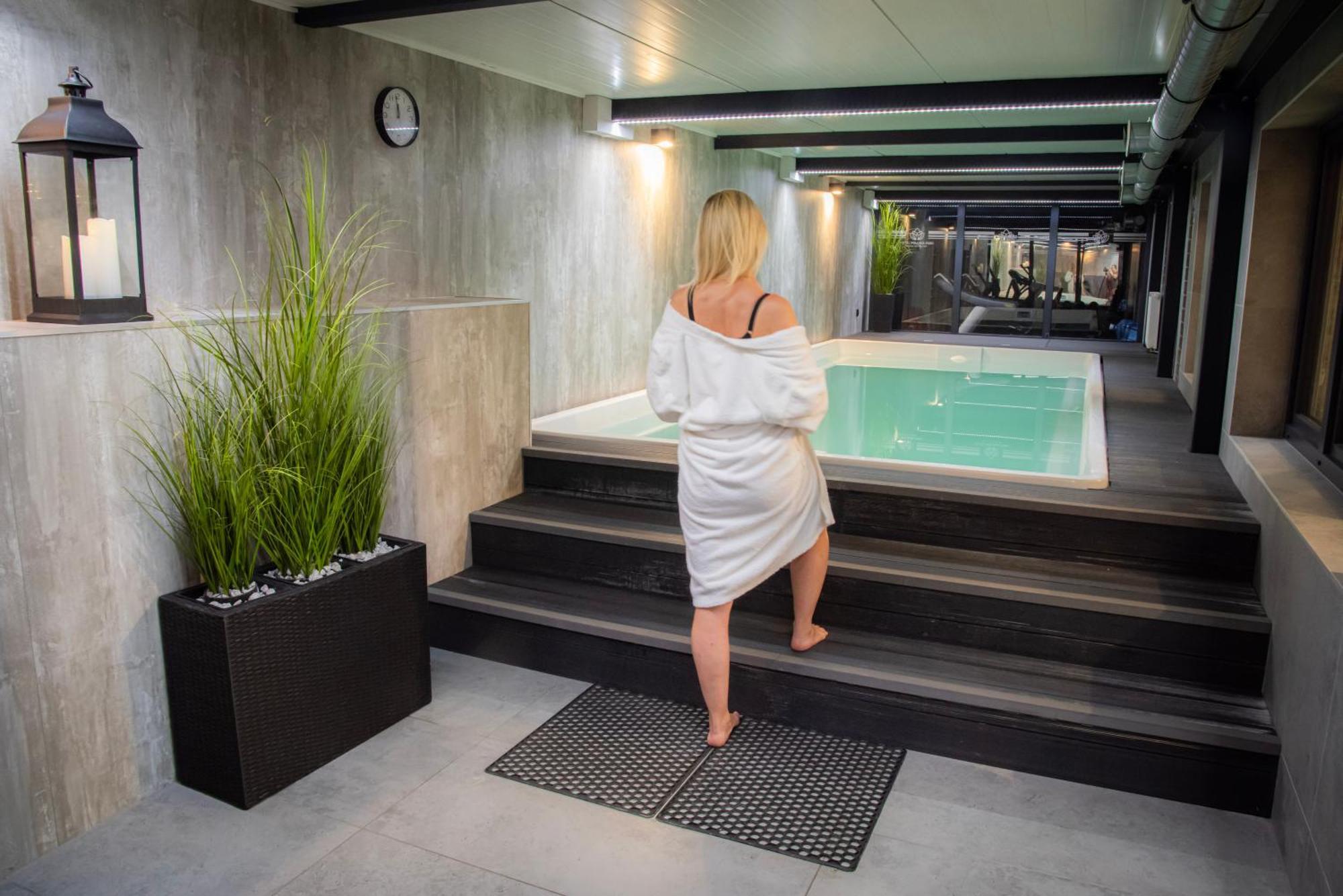 Hotel Polonia Park Medical Center & Spa บุสโก-สดรูย ภายนอก รูปภาพ